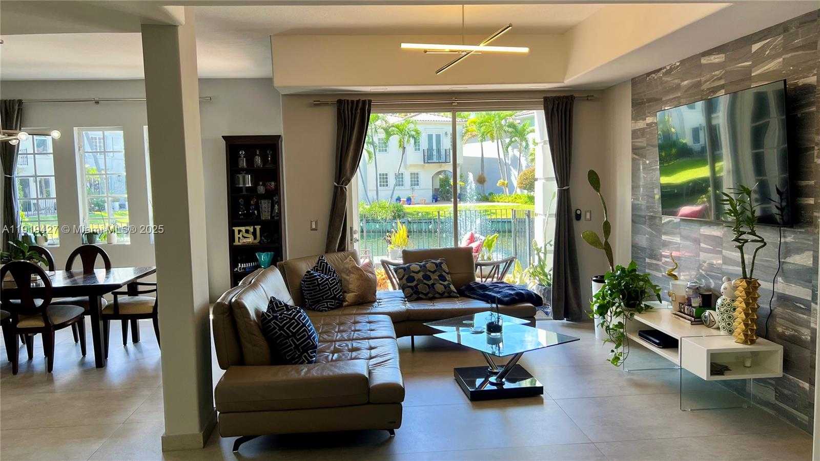 Small Image of 20740 NORTH EAST 32ND PL, Aventura Number 8