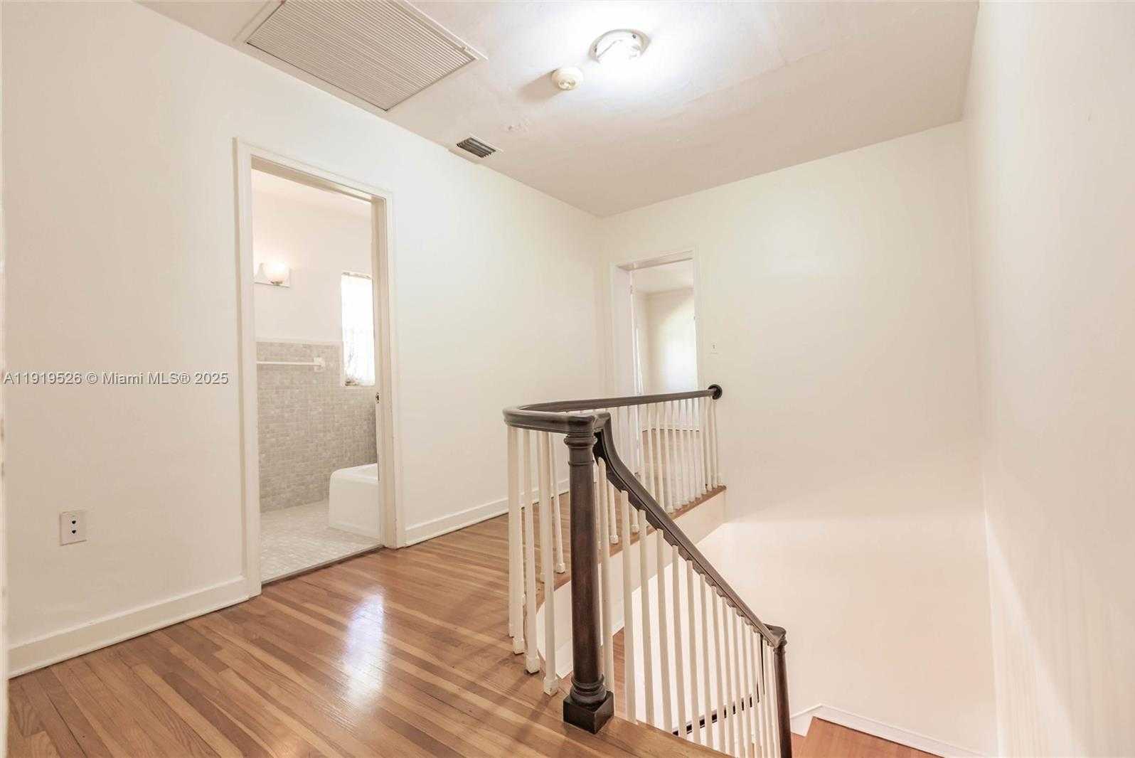 Small Image of 1234 NORTH EAST 96TH ST, Miami Shores Number 26