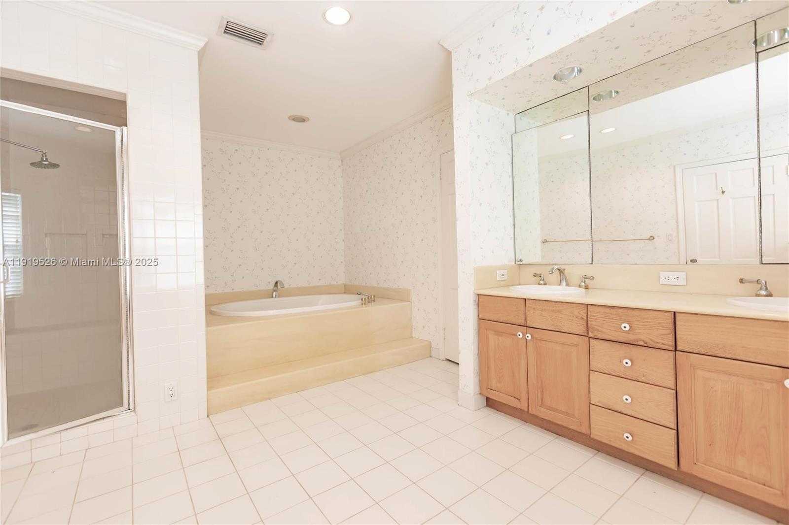 Small Image of 1234 NORTH EAST 96TH ST, Miami Shores Number 32