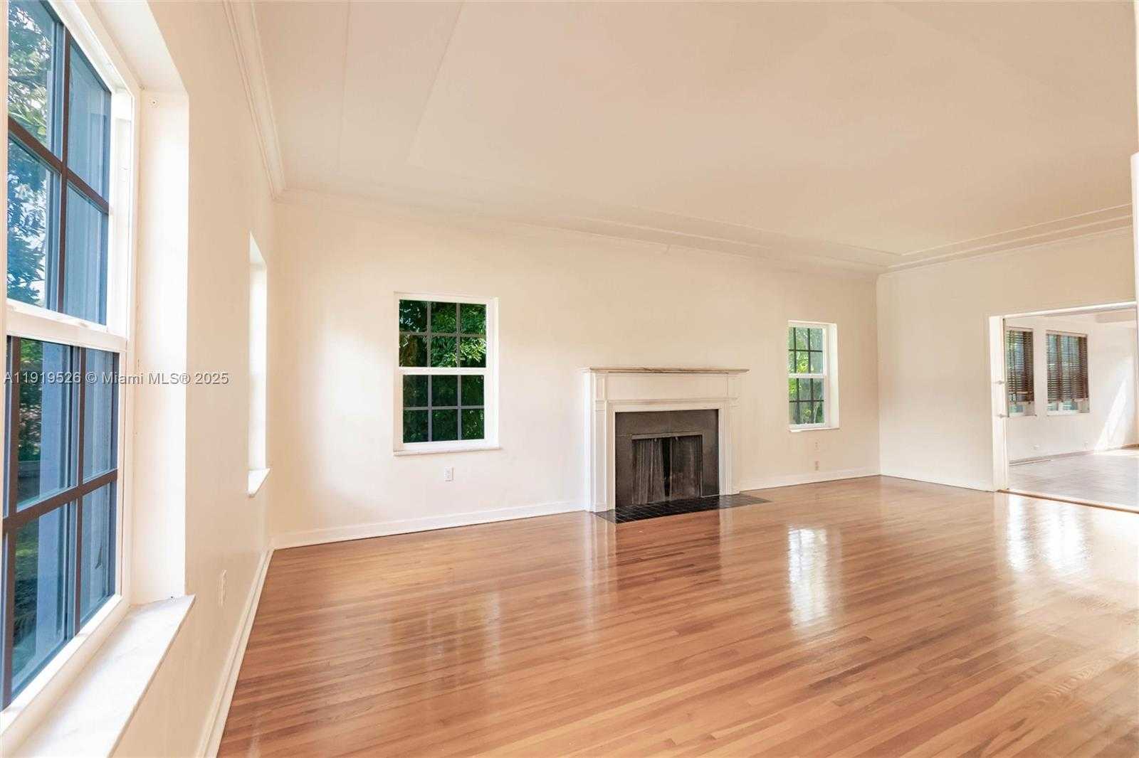 Small Image of 1234 NORTH EAST 96TH ST, Miami Shores Number 8