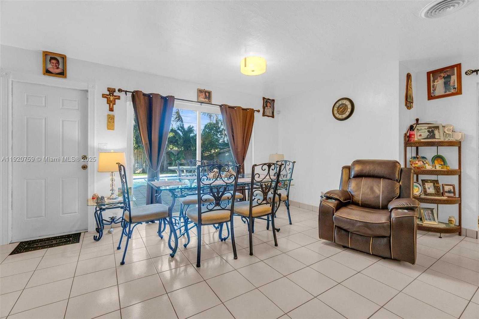 Small Image of 371 NORTH EAST 42ND CT, Oakland Park Number 11