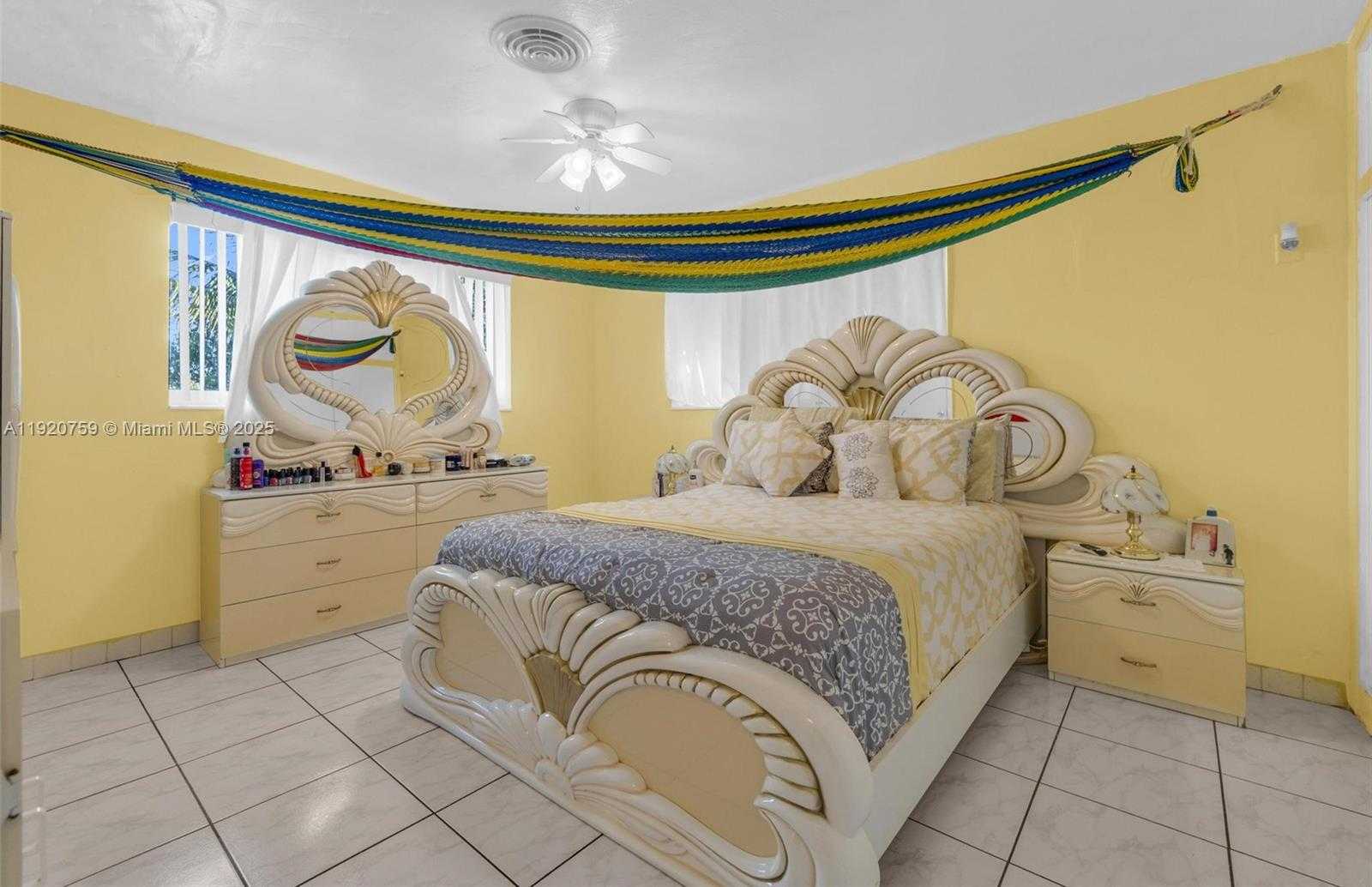 Small Image of 371 NORTH EAST 42ND CT, Oakland Park Number 14