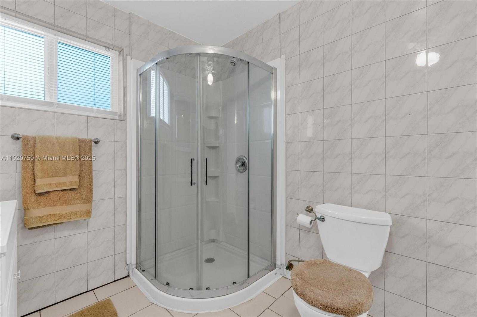 Small Image of 371 NORTH EAST 42ND CT, Oakland Park Number 22