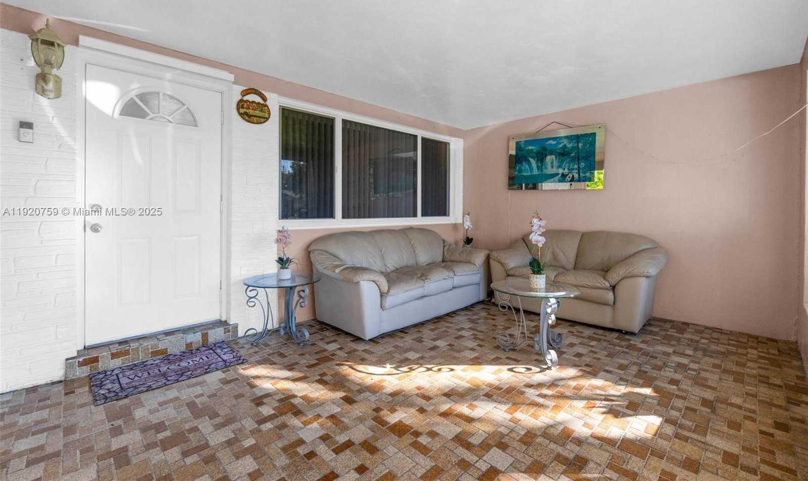 Small Image of 371 NORTH EAST 42ND CT, Oakland Park Number 24