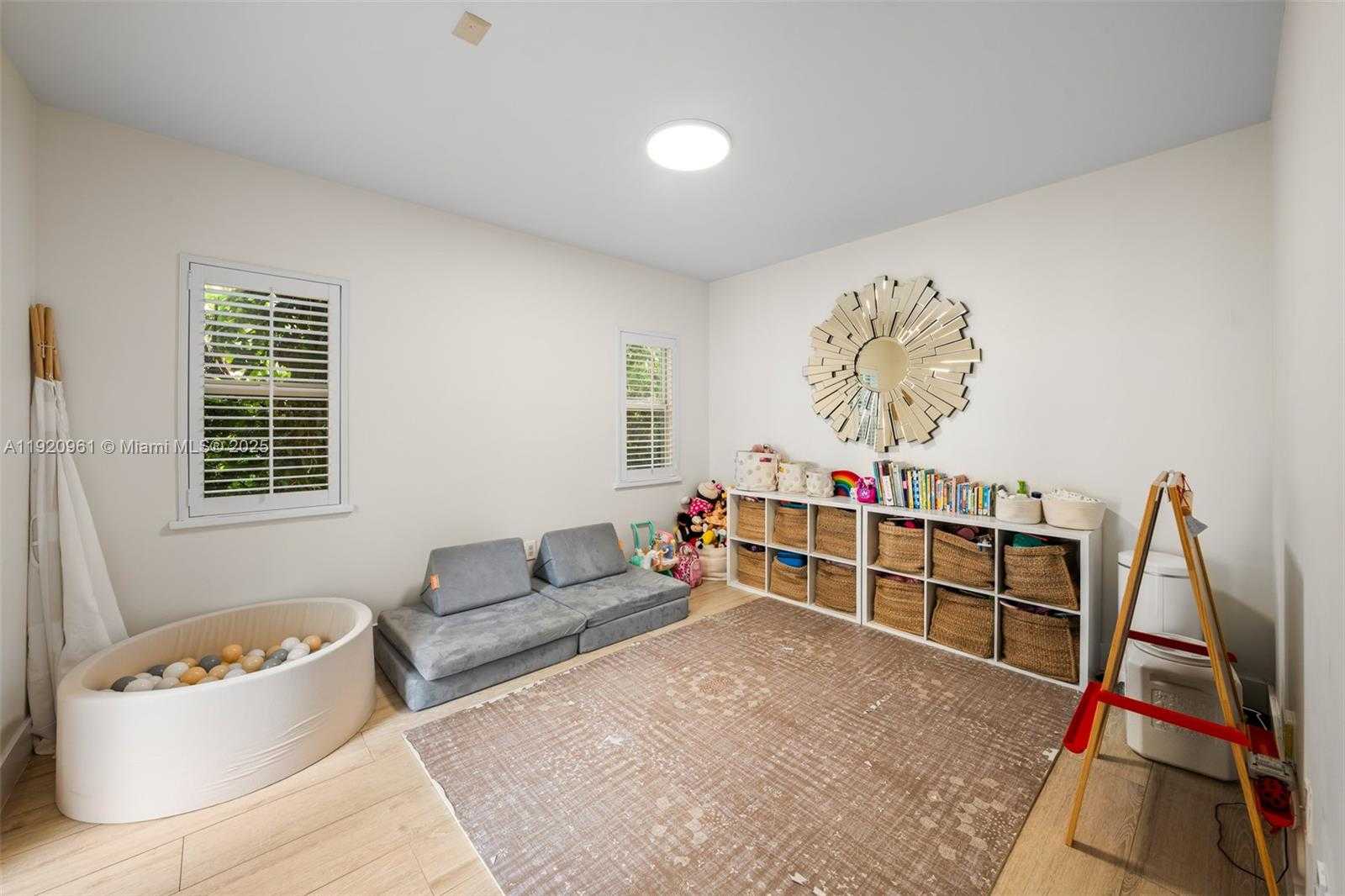 Small Image of 1516 CERTOSA AVE, Coral Gables Number 12