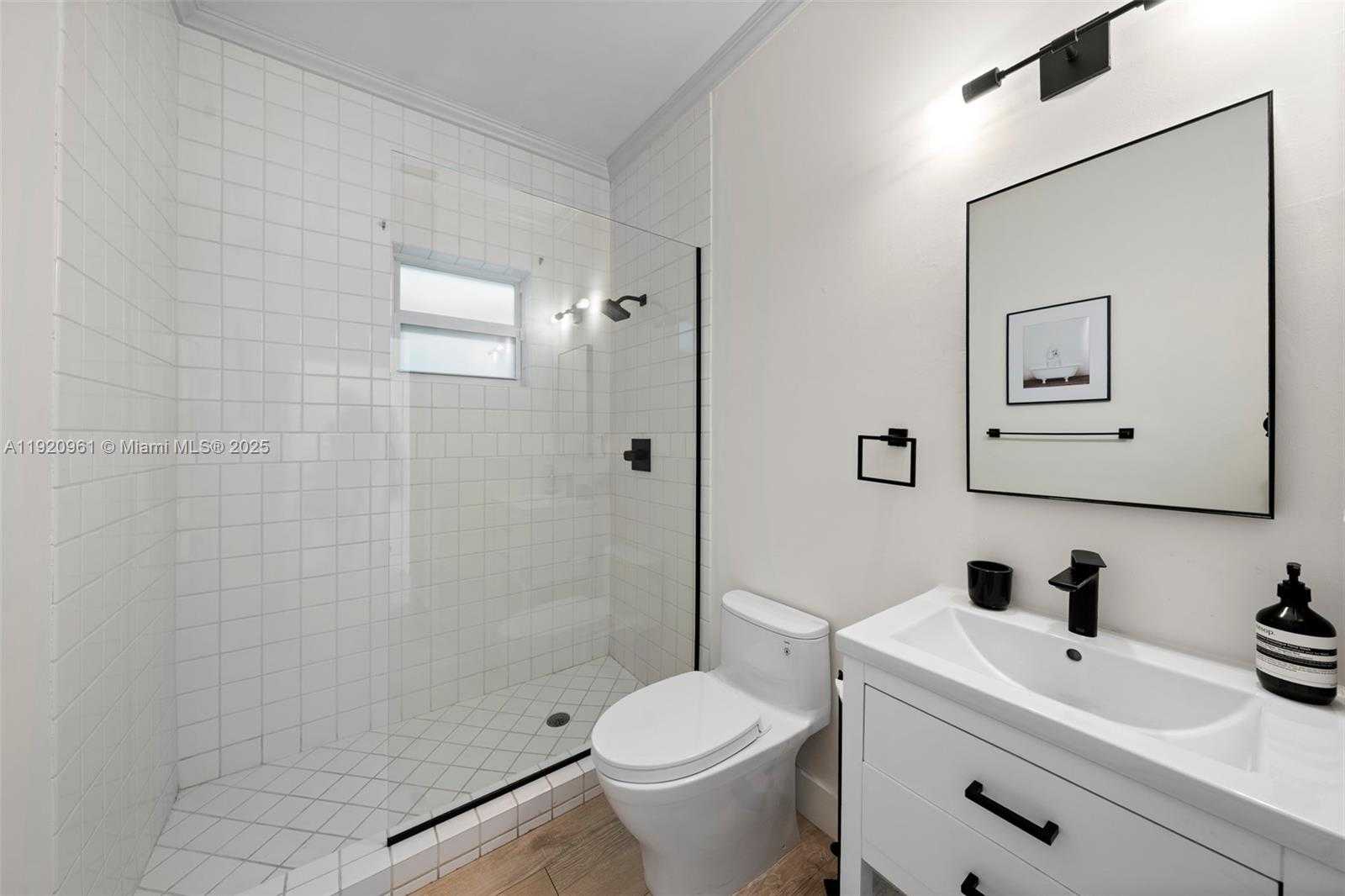 Small Image of 1516 CERTOSA AVE, Coral Gables Number 14