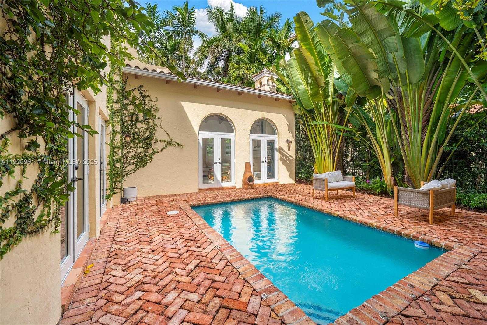 Small Image of 1516 CERTOSA AVE, Coral Gables Number 27