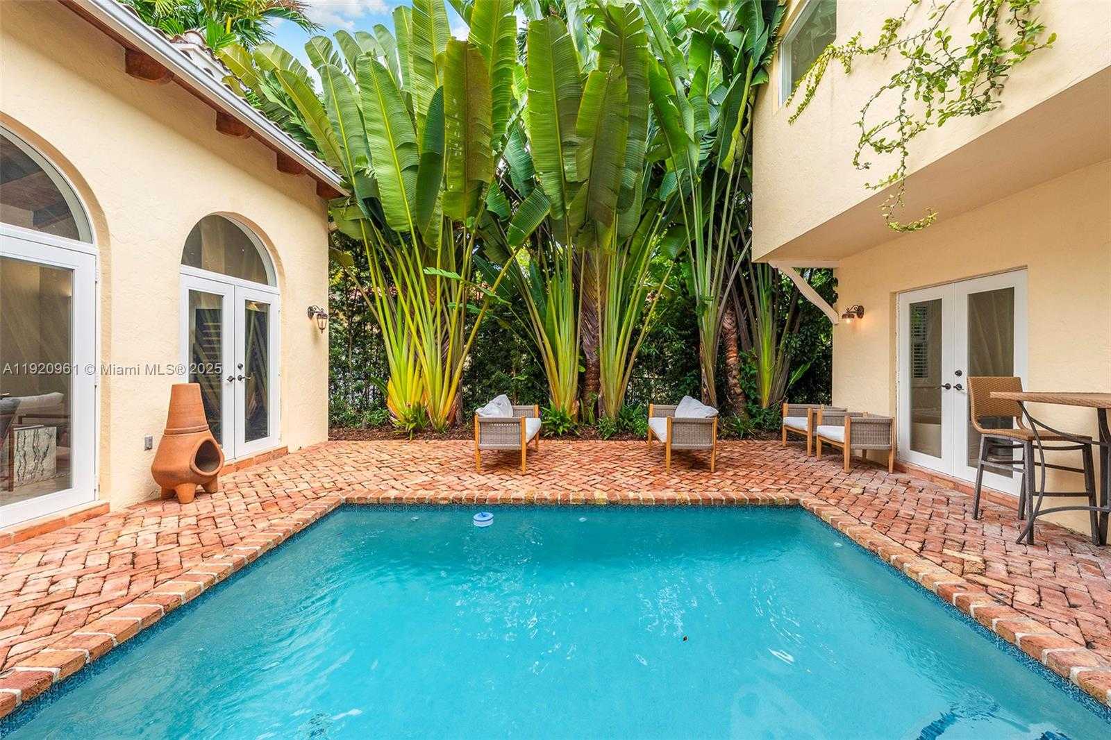 Small Image of 1516 CERTOSA AVE, Coral Gables Number 29