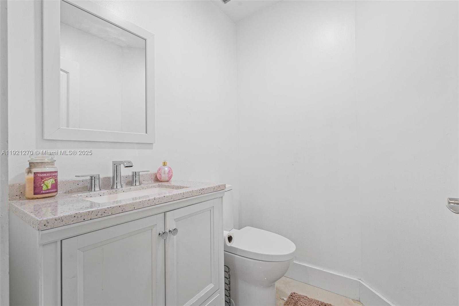 Small Image of 7225 GLENEAGLE DR, Miami Lakes Number 34