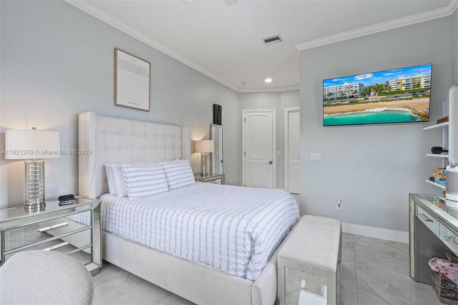 Small Image of 7225 GLENEAGLE DR, Miami Lakes Number 48