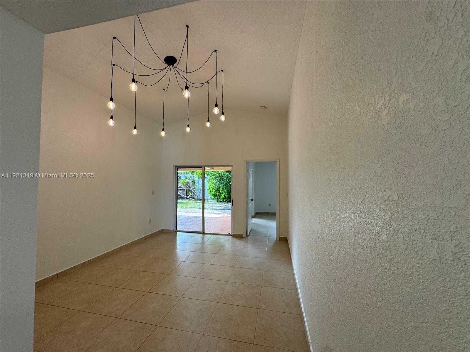 Small Image of 5332 SOUTH WEST 142ND PL, Miami Number 30