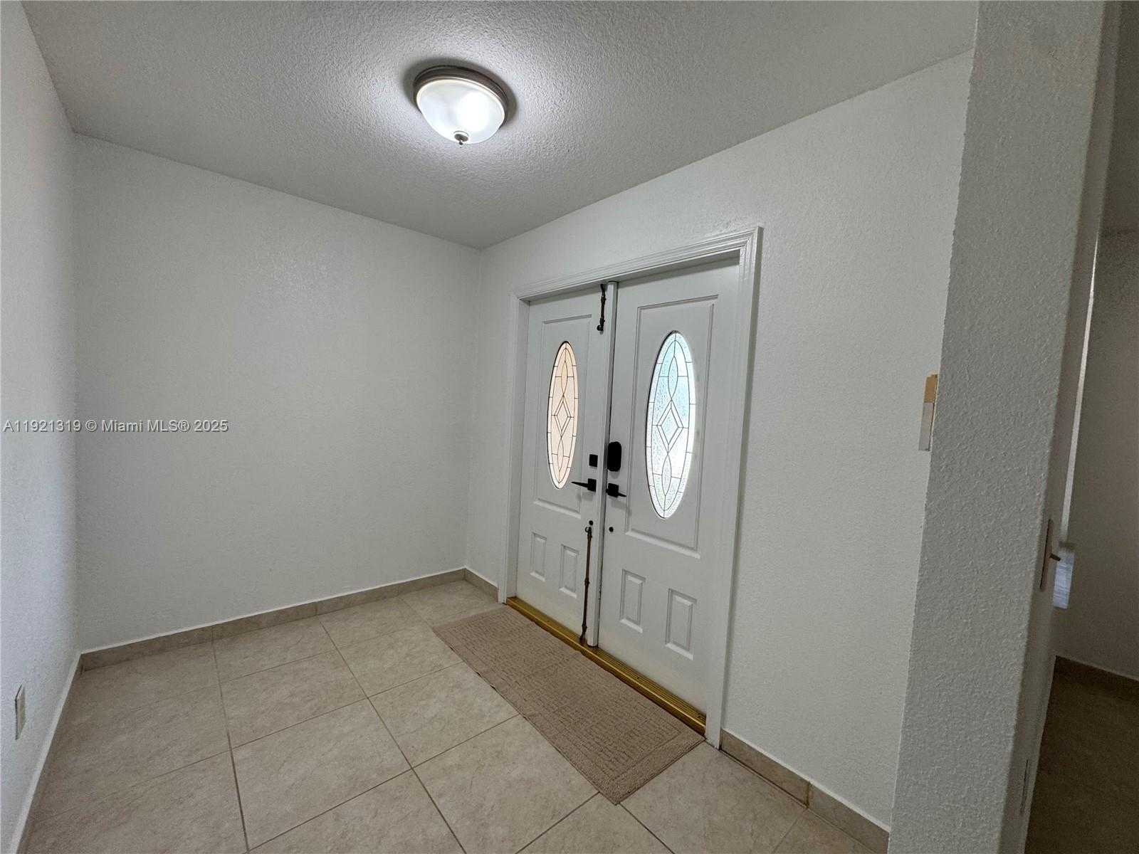 Small Image of 5332 SOUTH WEST 142ND PL, Miami Number 4
