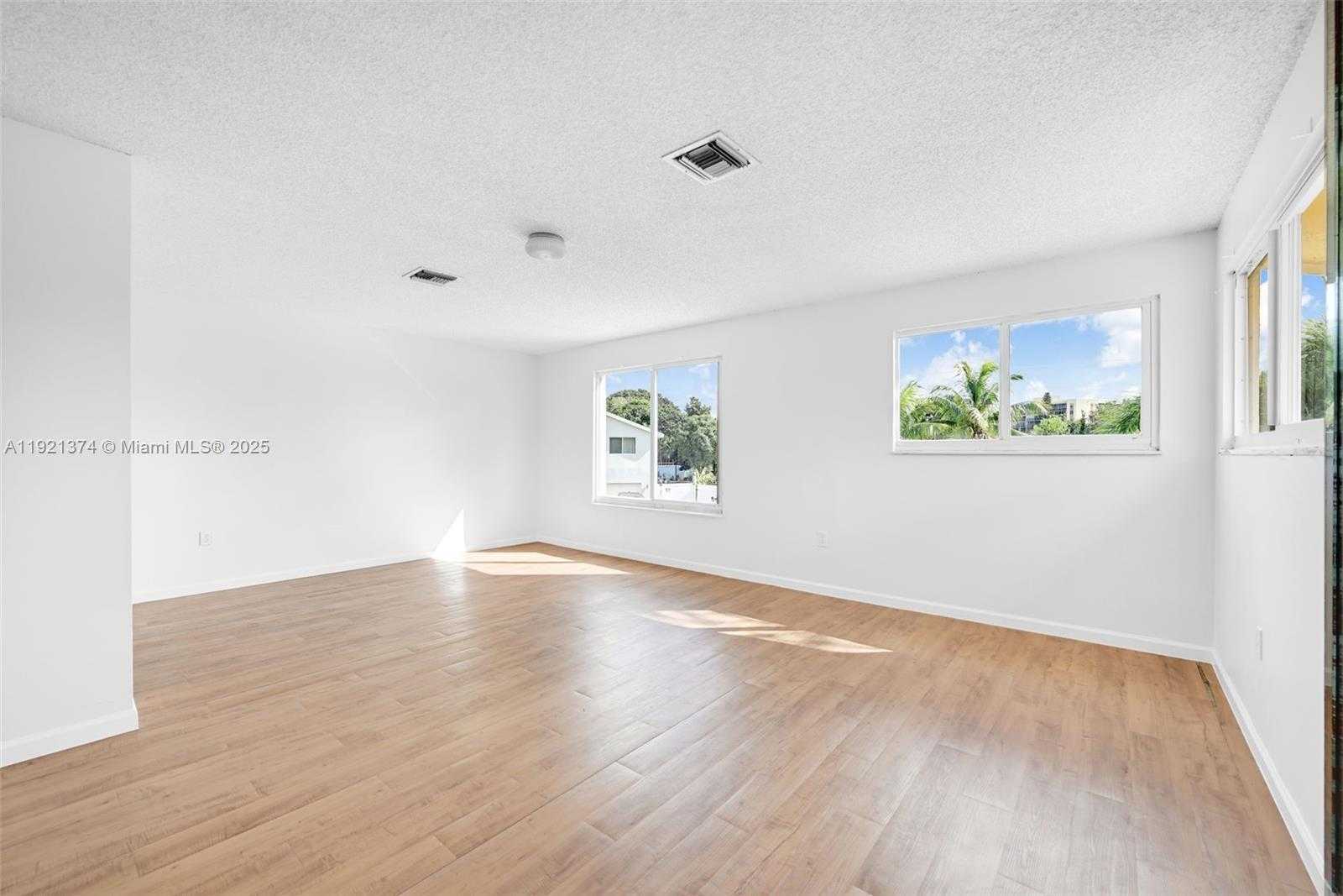 Small Image of Lauderhill Number 49