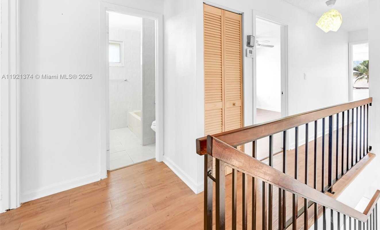 Small Image of Lauderhill Number 54