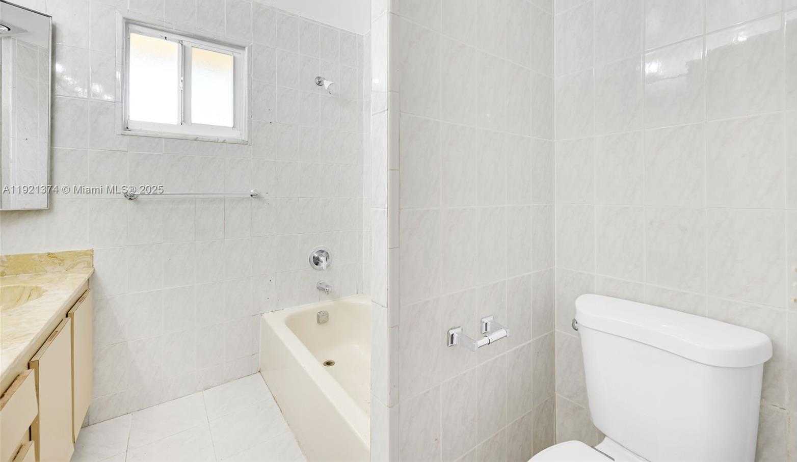 Small Image of Lauderhill Number 58