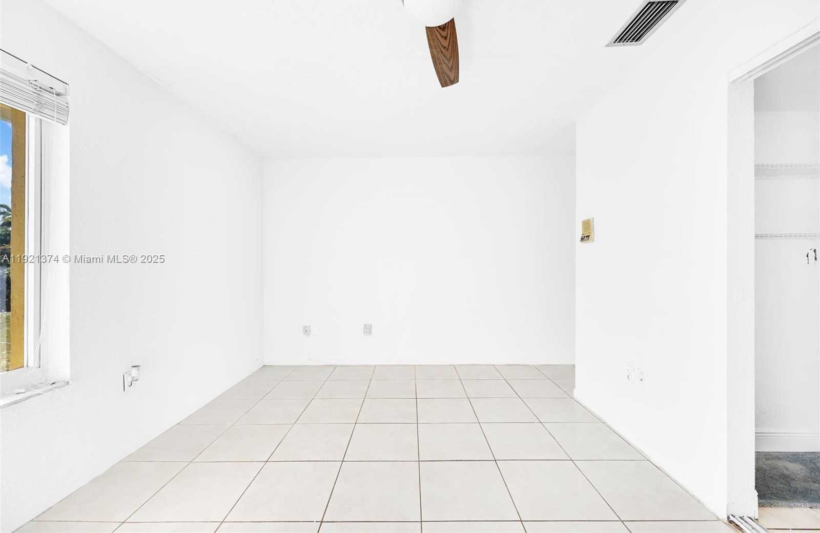 Small Image of Lauderhill Number 71