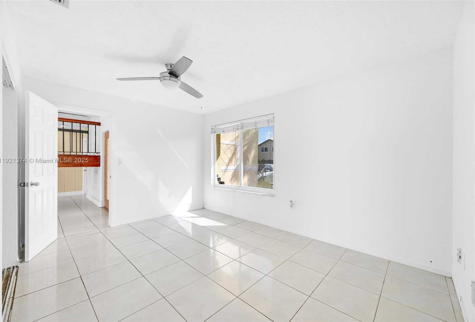 Small Image of Lauderhill Number 73