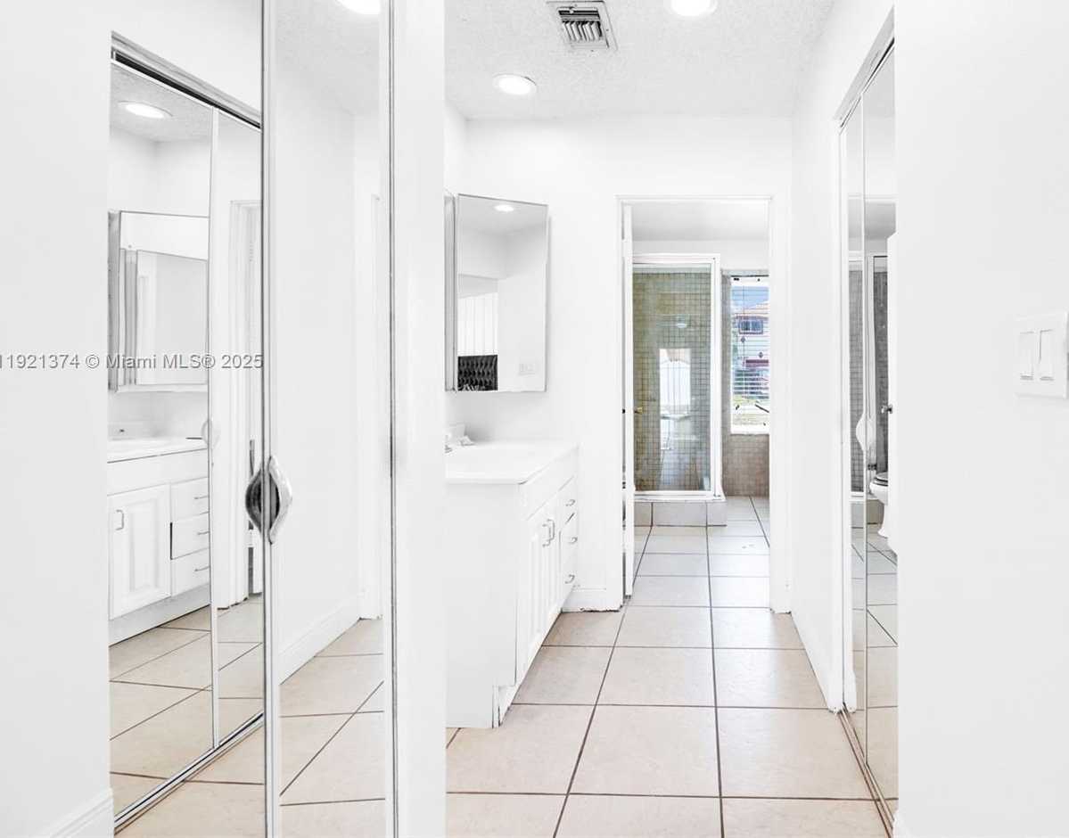 Small Image of Lauderhill Number 74