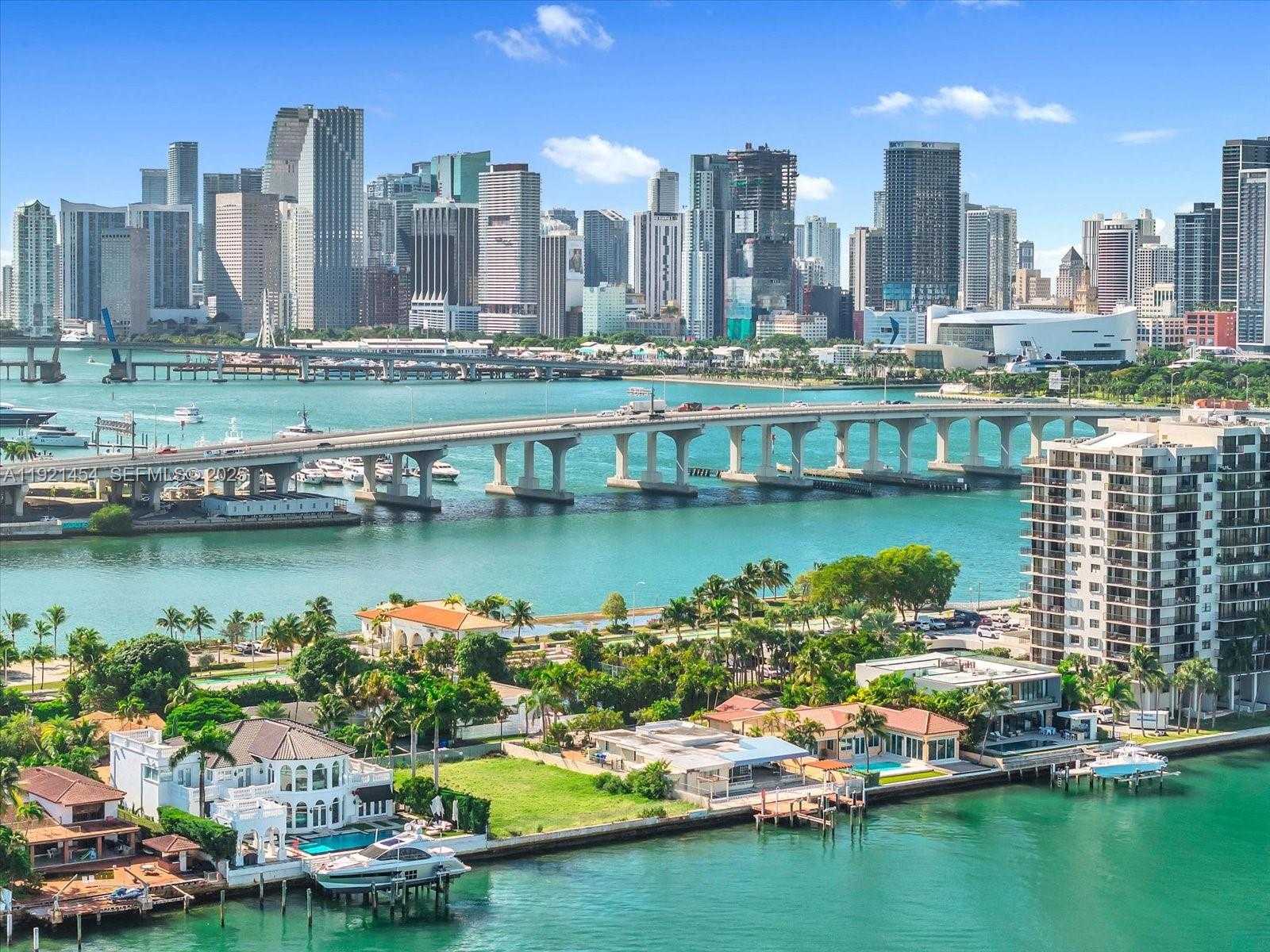 Small Image of Miami Number 12