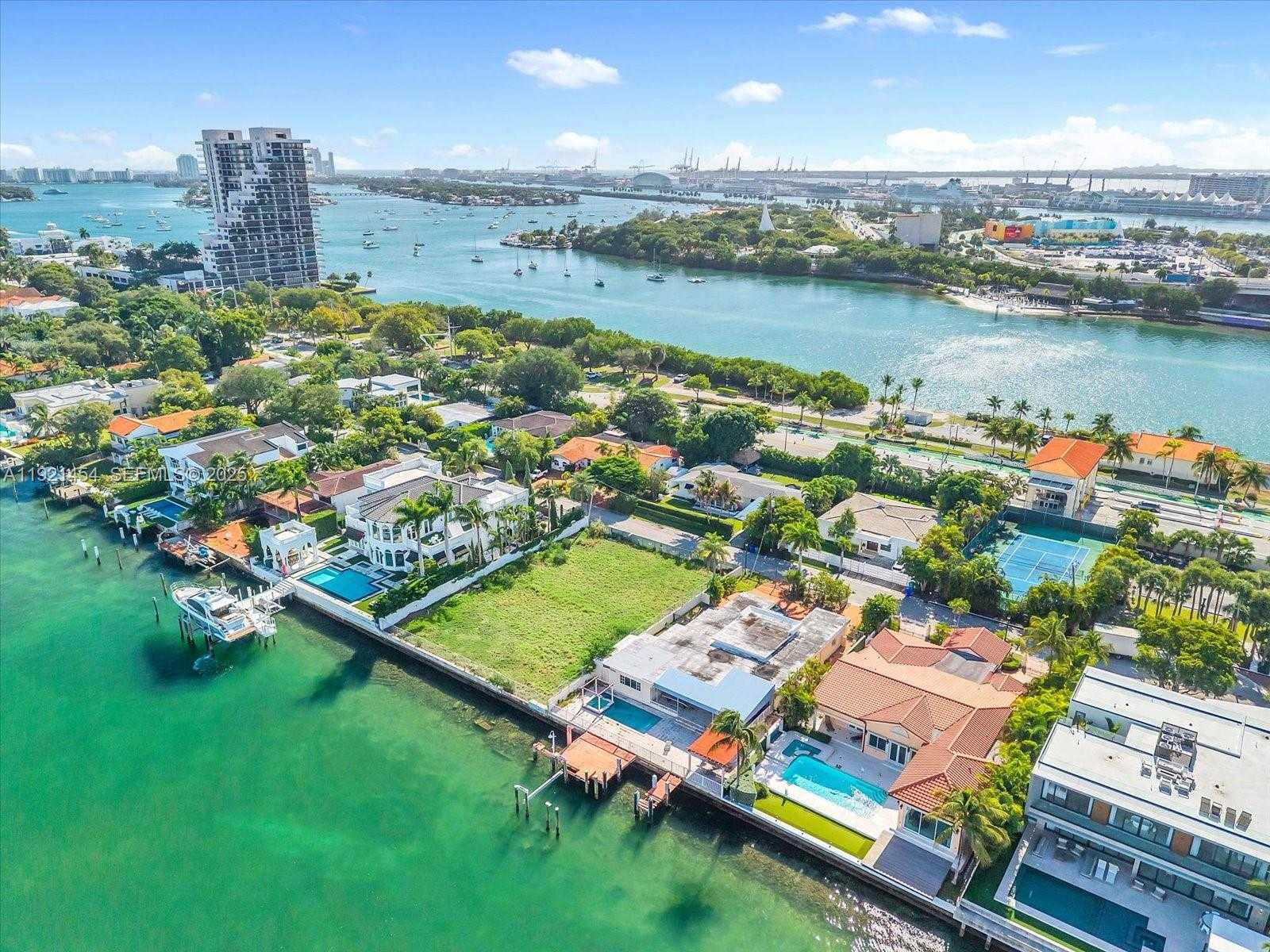 Small Image of Miami Number 18