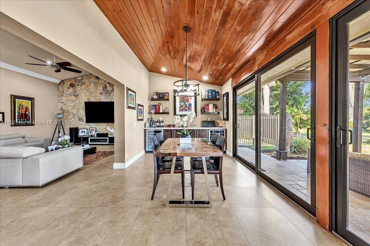 Small Image of 3801 SOUTH WEST 141ST AVE, Miramar Number 26