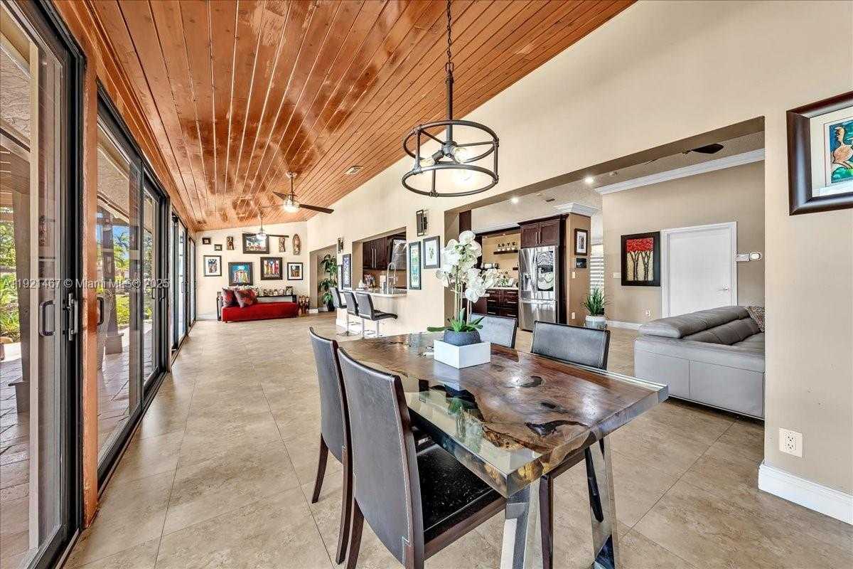 Small Image of 3801 SOUTH WEST 141ST AVE, Miramar Number 28