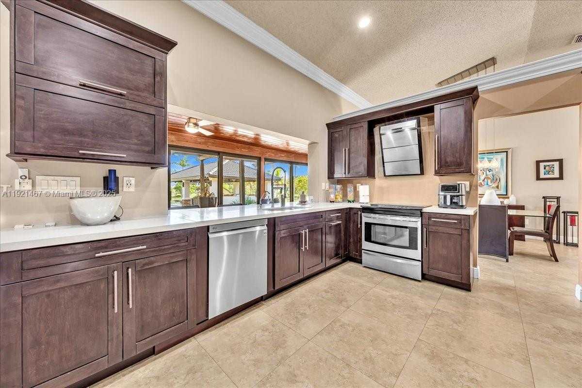 Small Image of 3801 SOUTH WEST 141ST AVE, Miramar Number 38