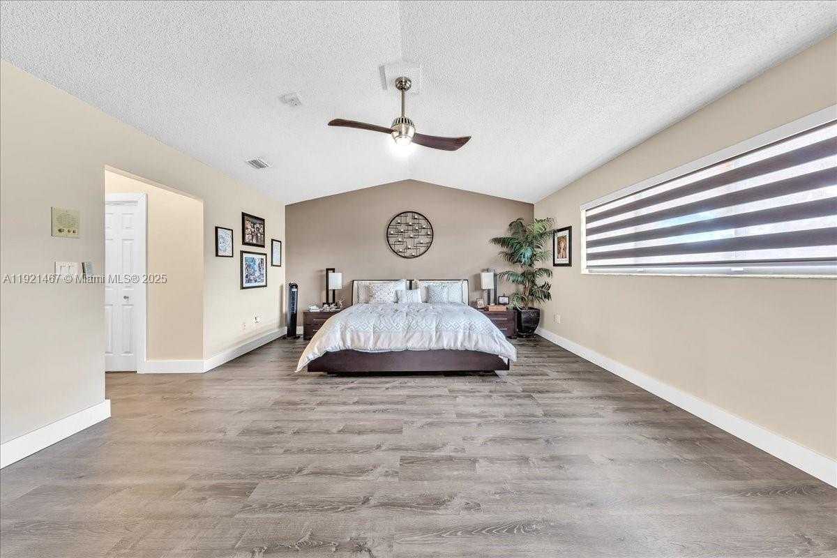 Small Image of 3801 SOUTH WEST 141ST AVE, Miramar Number 48