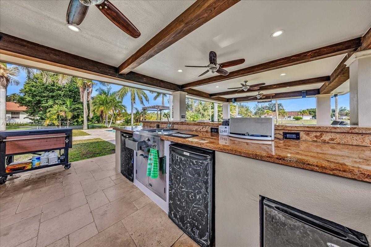 Small Image of 3801 SOUTH WEST 141ST AVE, Miramar Number 75