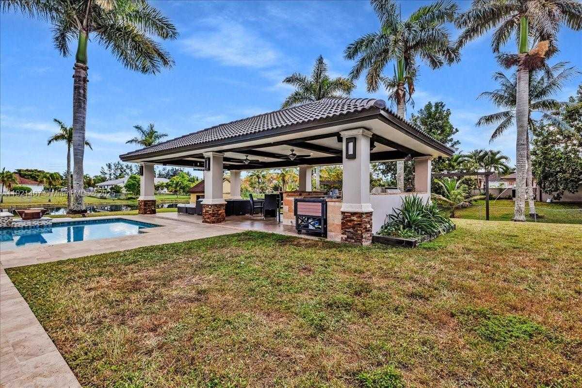 Small Image of 3801 SOUTH WEST 141ST AVE, Miramar Number 77