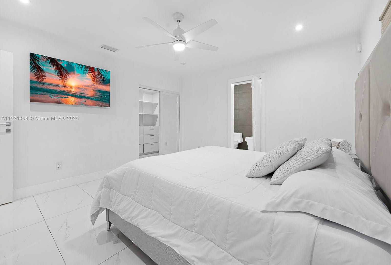 Small Image of 6951 SOUTH MIAMI LAKEWAY S, Miami Lakes Number 13