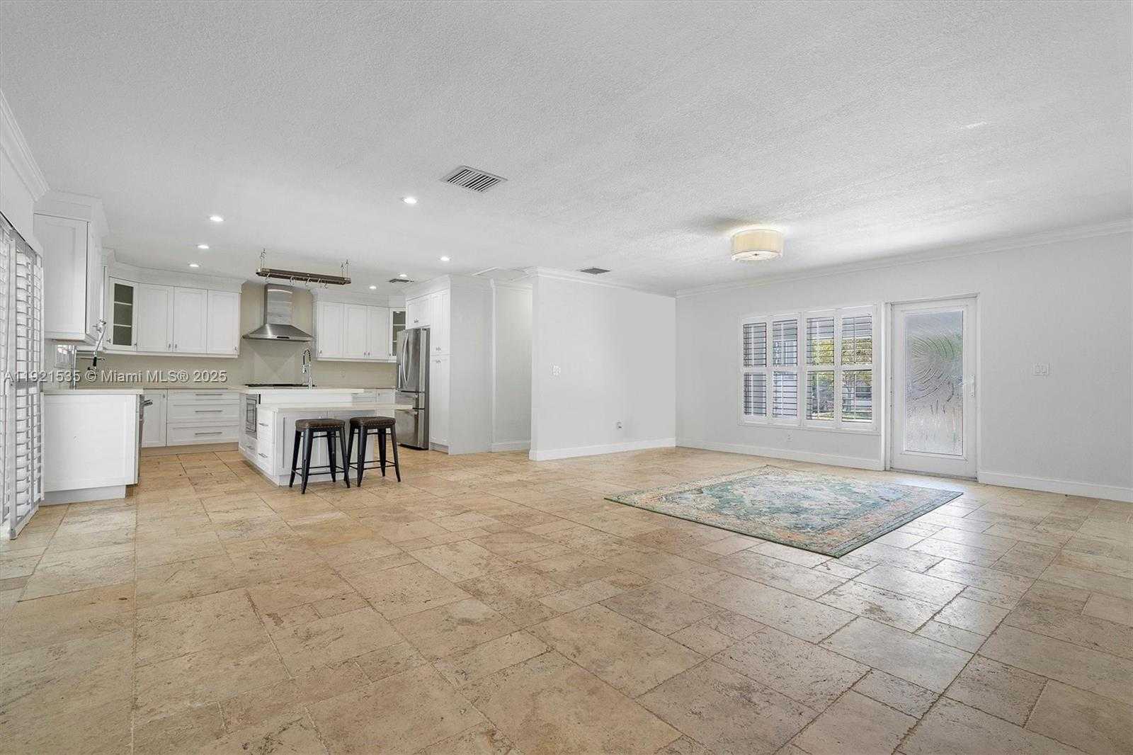 Small Image of 925 NORTH EAST 92ND ST, Miami Shores Number 13