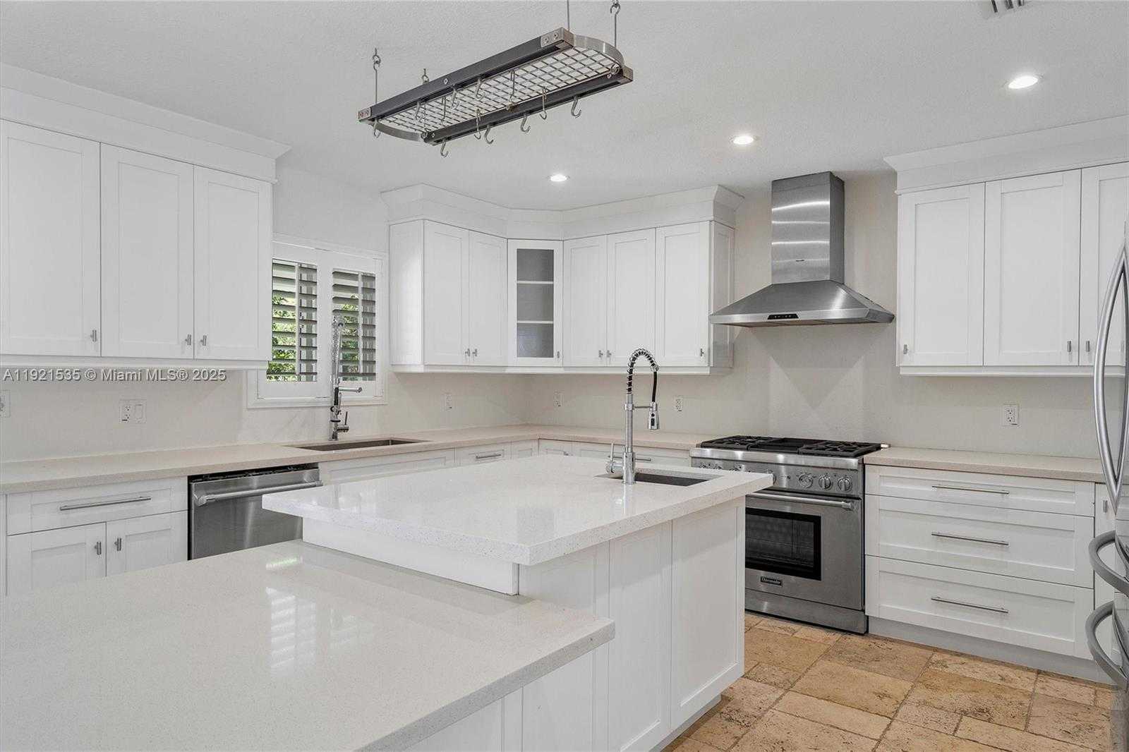 Small Image of 925 NORTH EAST 92ND ST, Miami Shores Number 15