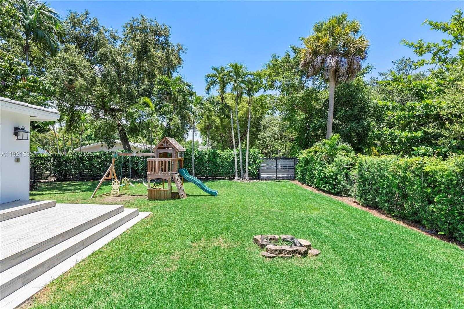 Small Image of 925 NORTH EAST 92ND ST, Miami Shores Number 30