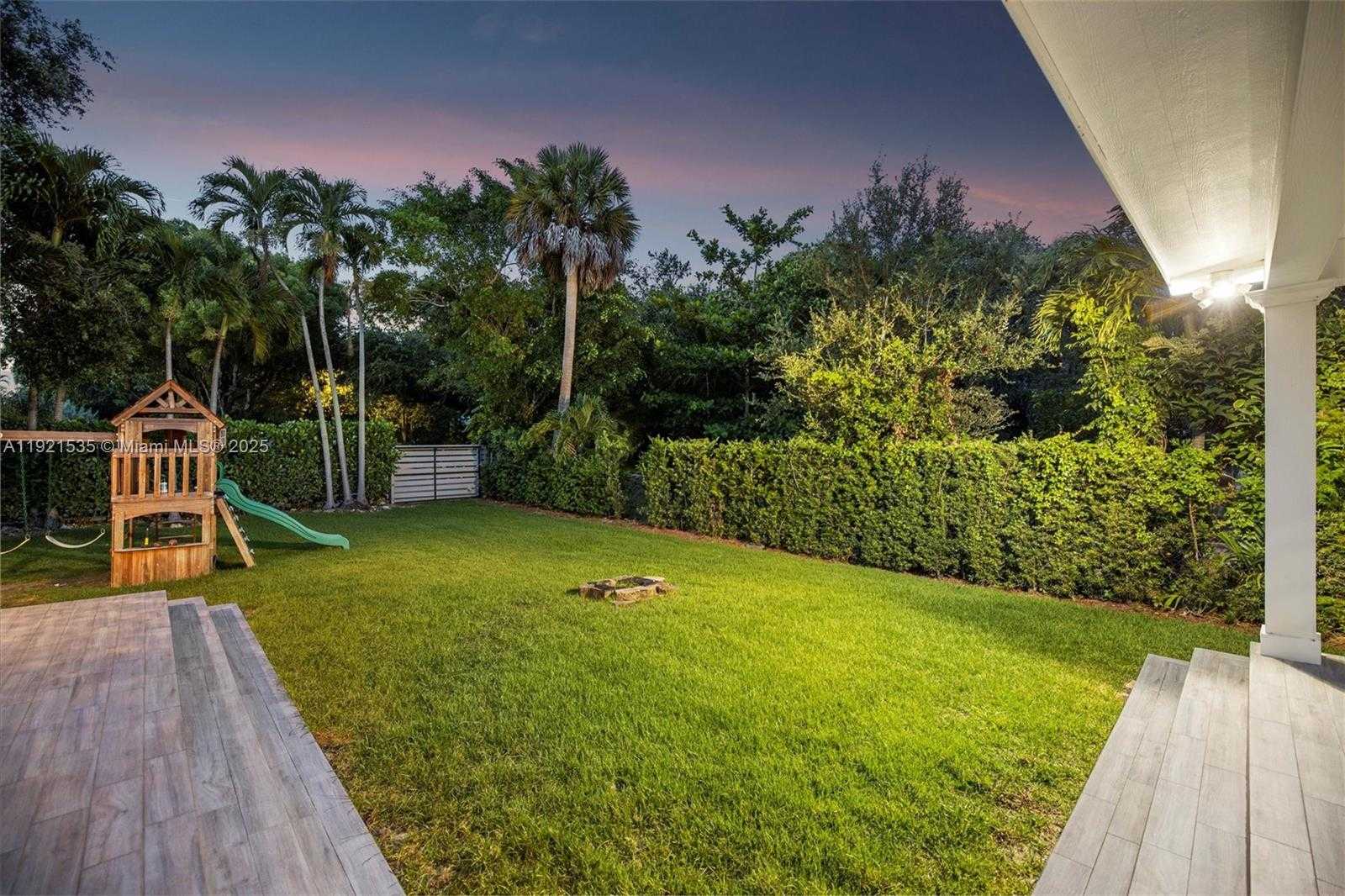 Small Image of 925 NORTH EAST 92ND ST, Miami Shores Number 45