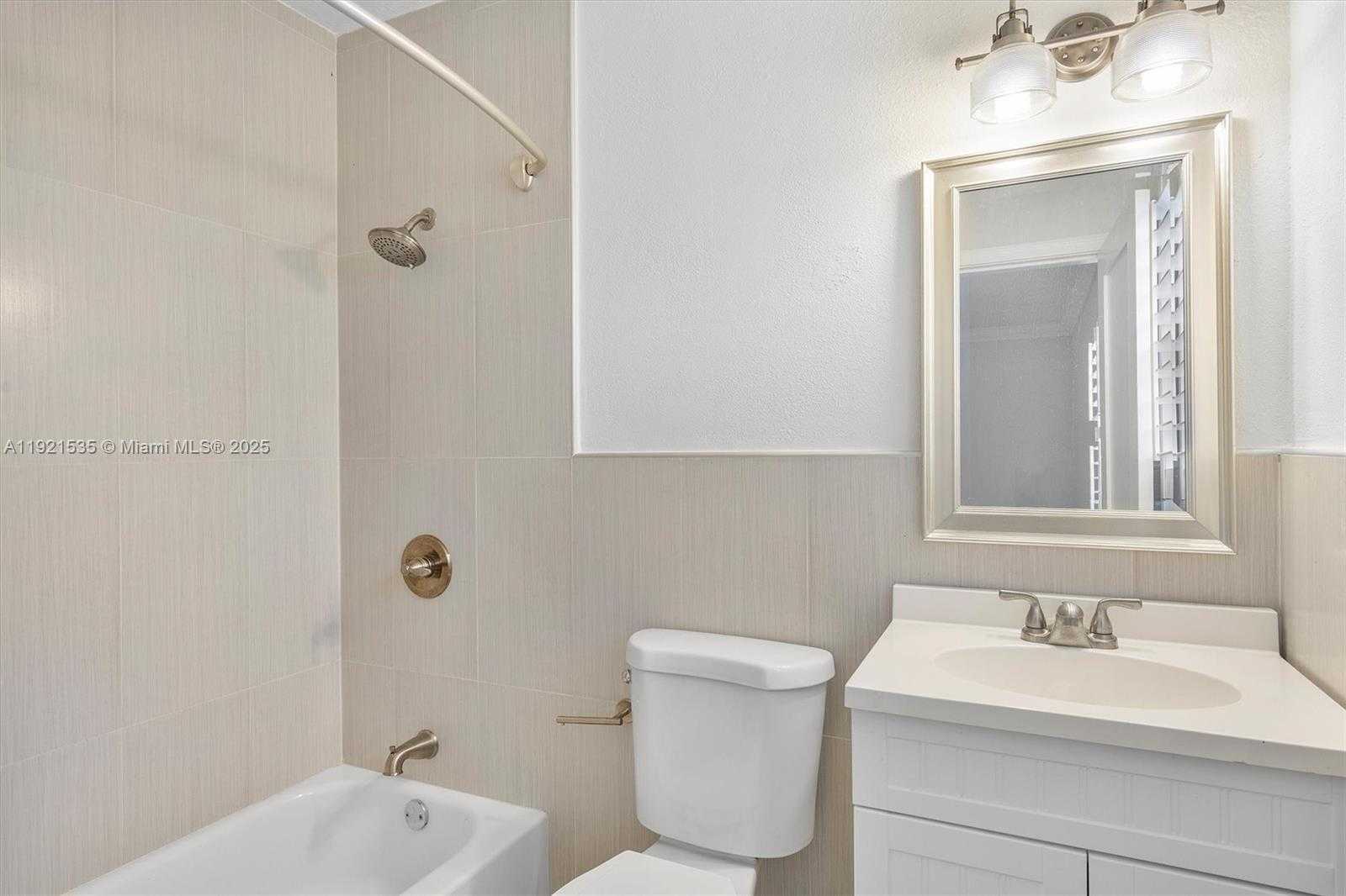 Small Image of 925 NORTH EAST 92ND ST, Miami Shores Number 48