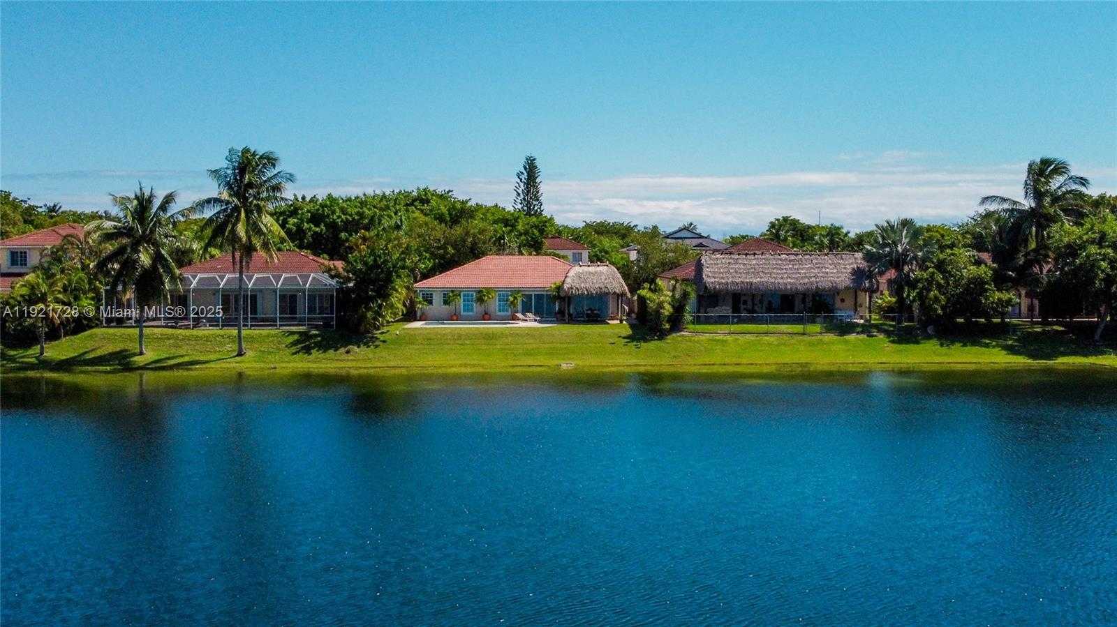 Small Image of 21320 SOUTH WEST 92ND AVE, Cutler Bay Number 2