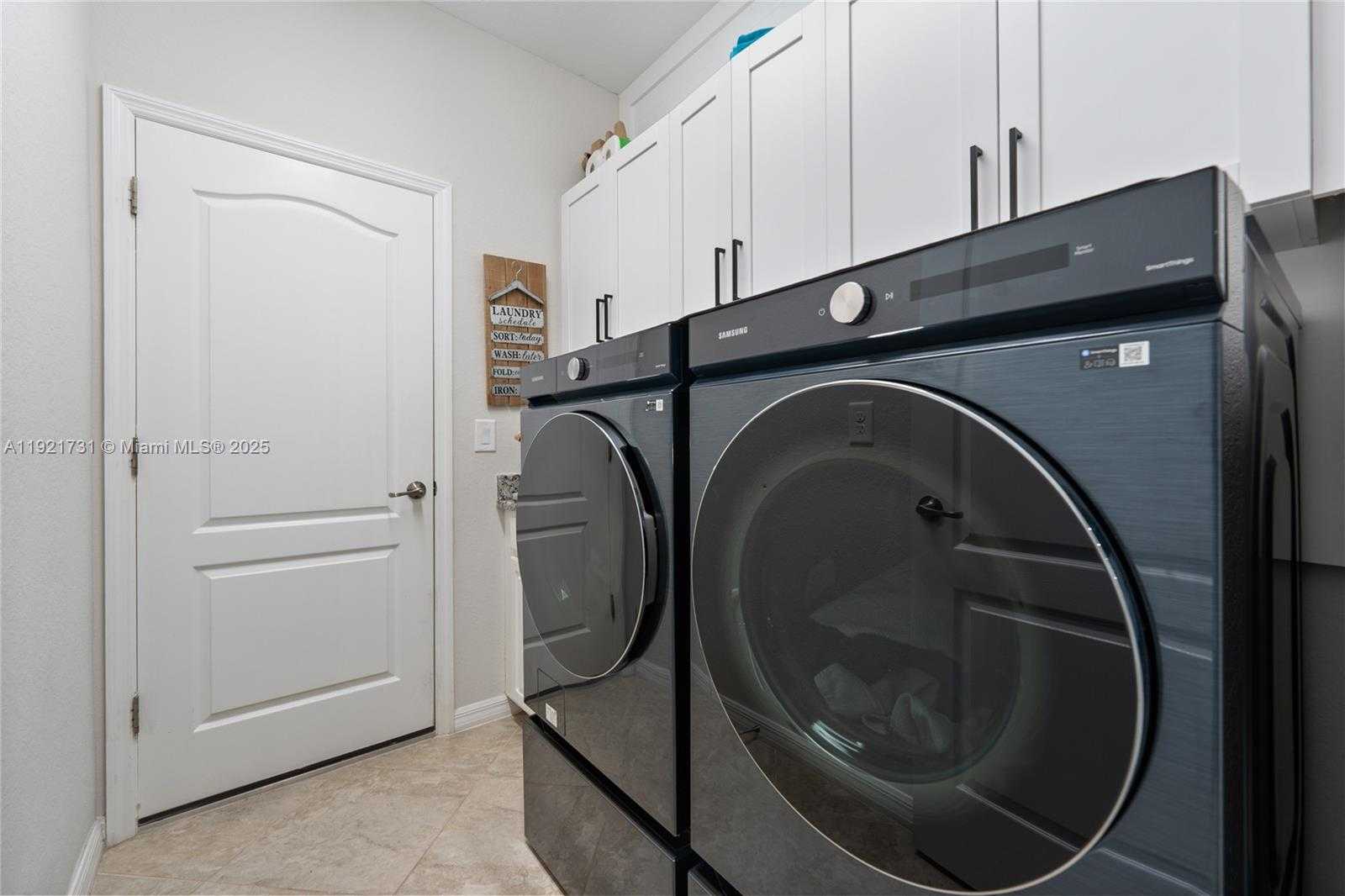 Small Image of 43308 SAPLING ST, Other City - In The State Of Florida Number 32