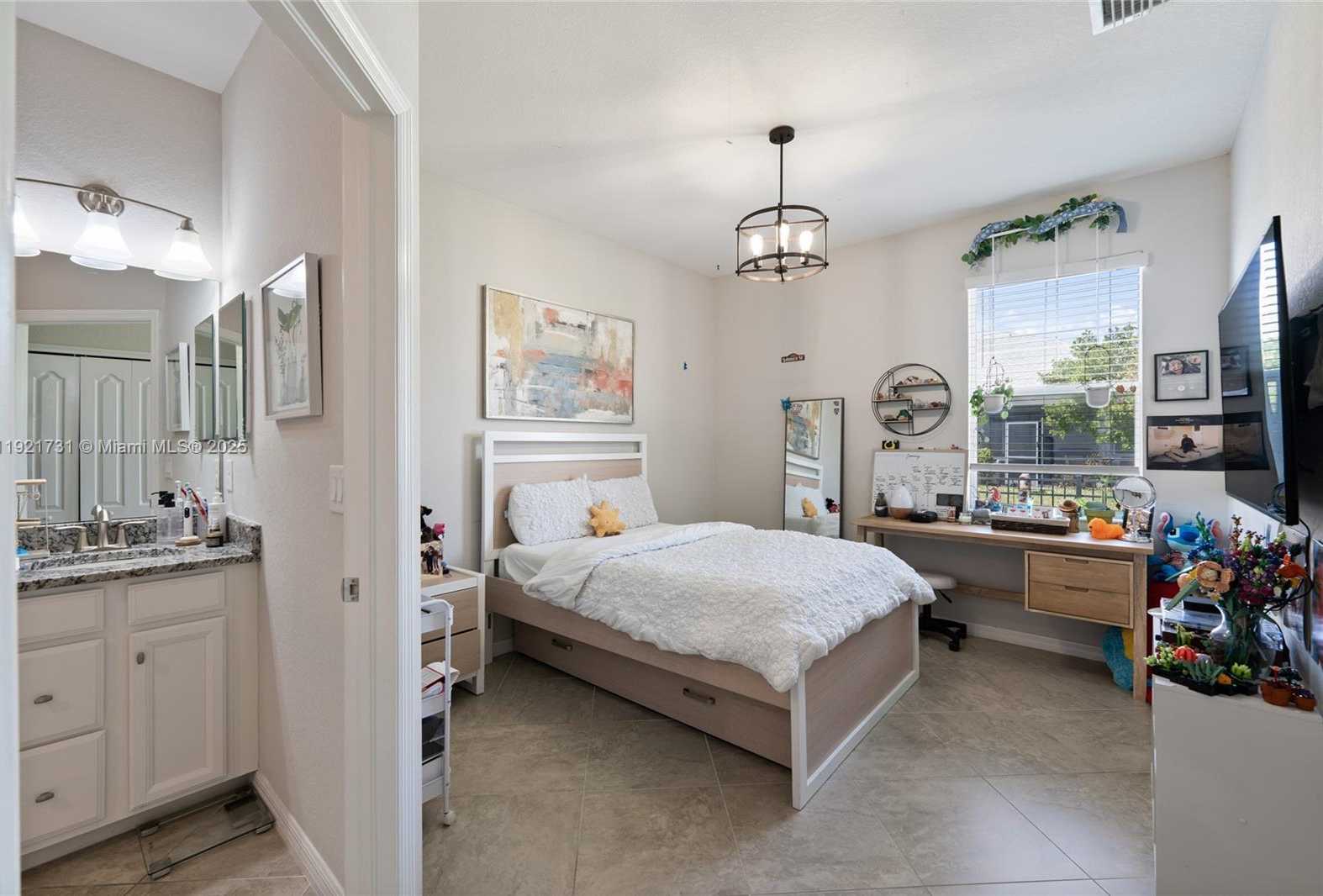 Small Image of 43308 SAPLING ST, Other City - In The State Of Florida Number 33