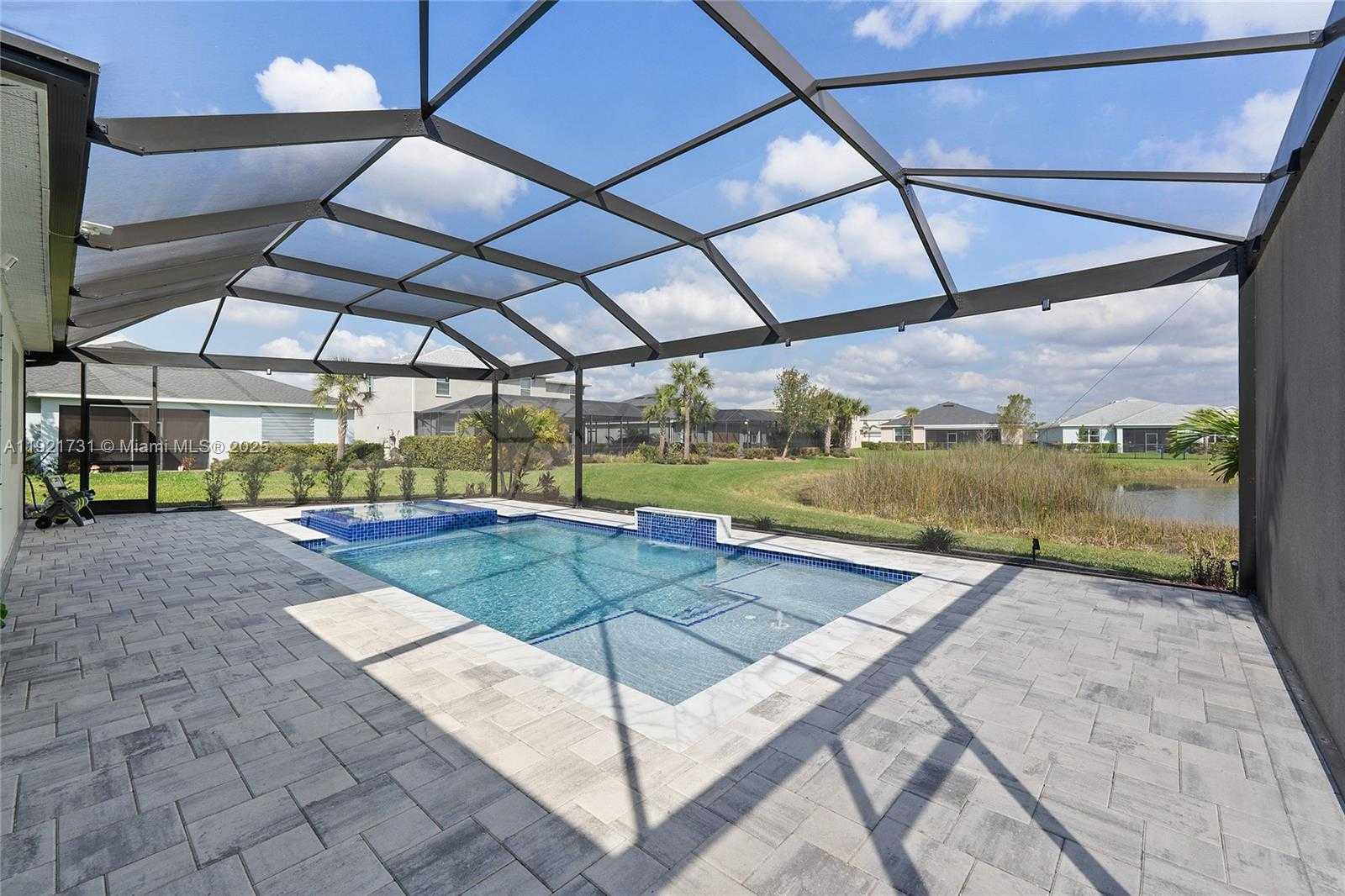 Small Image of 43308 SAPLING ST, Other City - In The State Of Florida Number 38