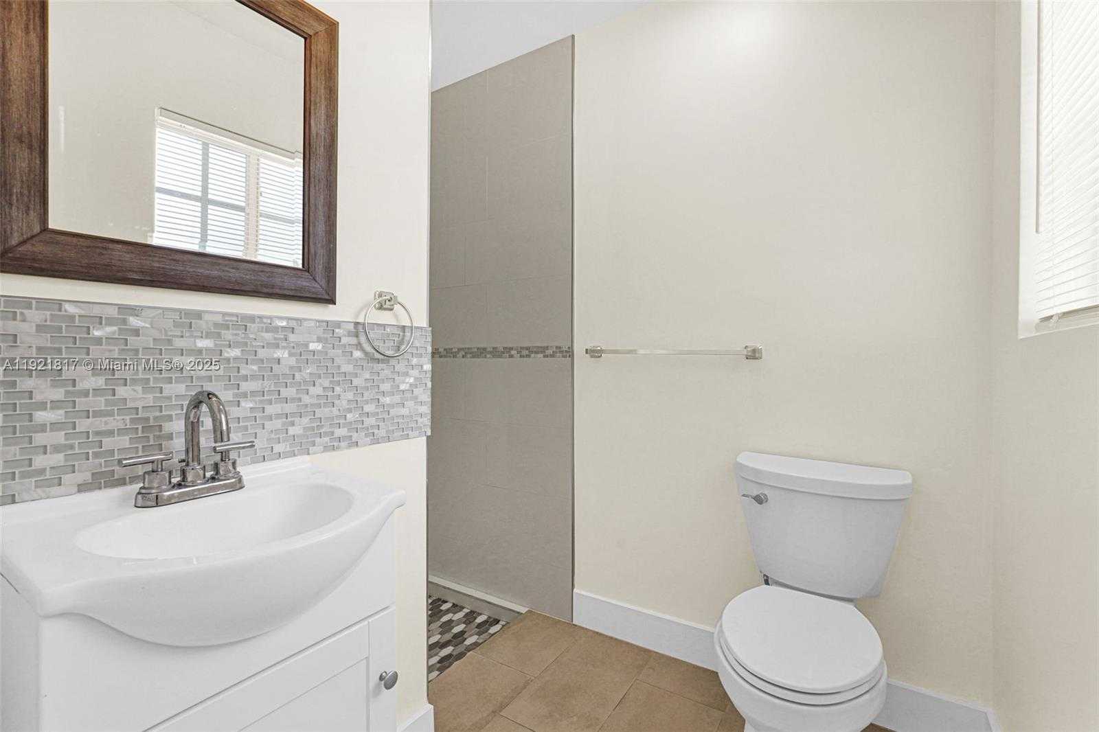 Small Image of 5781 SOUTH WEST 25TH ST, Miami Number 22