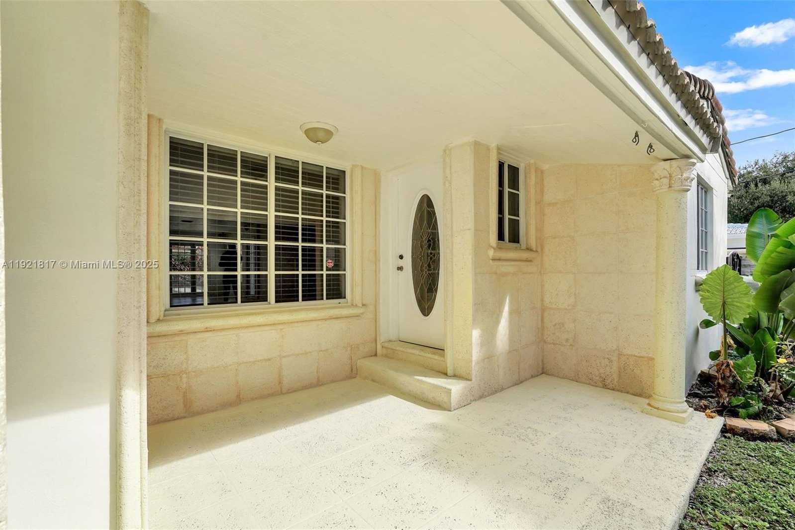 Small Image of 5781 SOUTH WEST 25TH ST, Miami Number 57