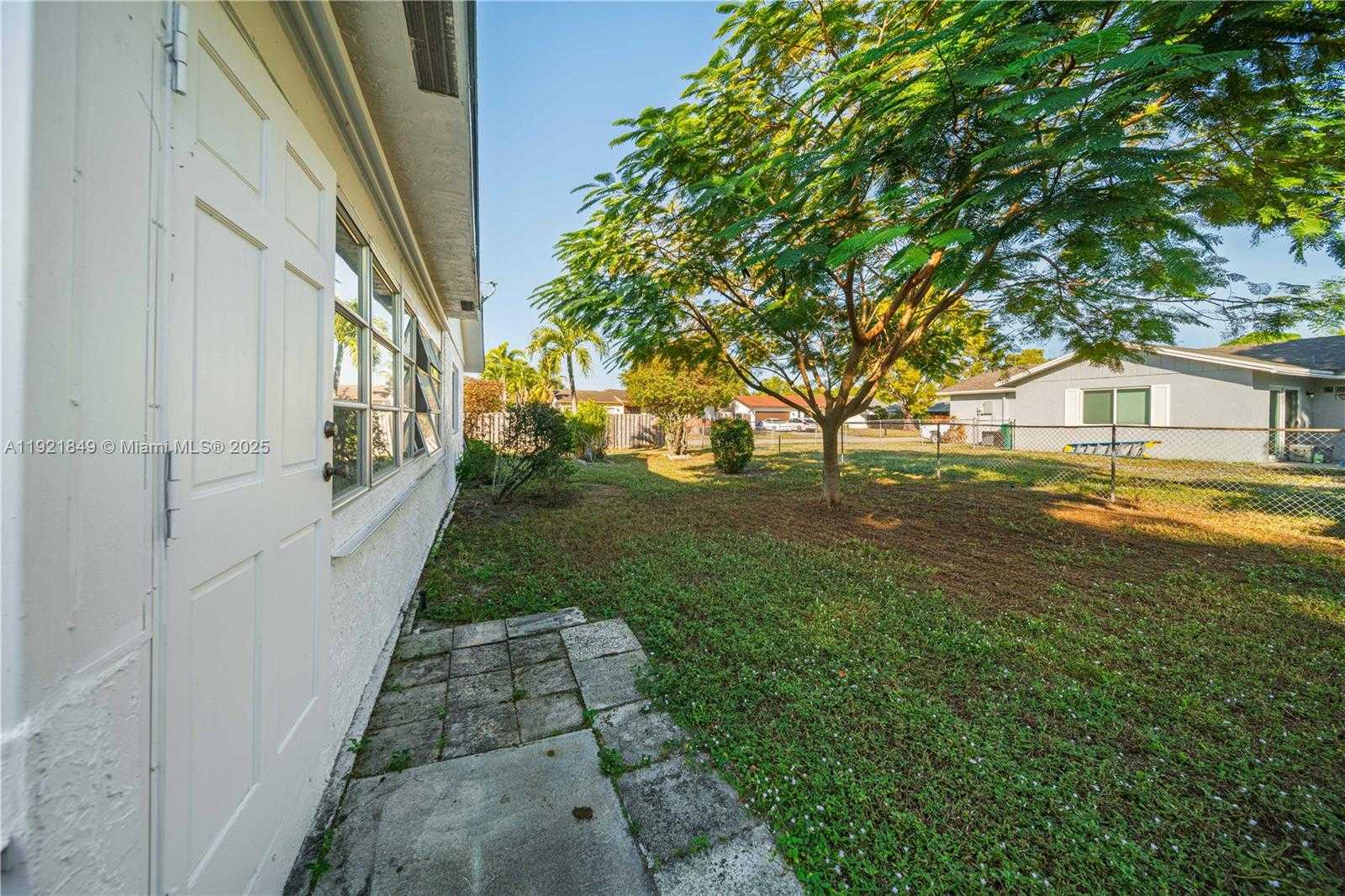 Small Image of 7831 NORTH WEST 46TH CT, Lauderhill Number 24