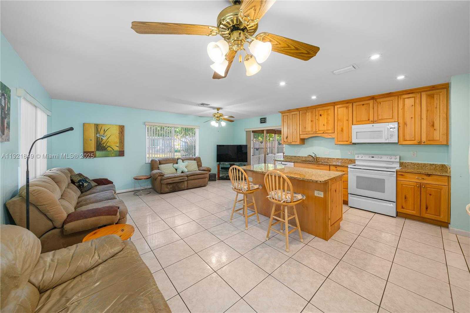 Small Image of 7831 NORTH WEST 46TH CT, Lauderhill Number 3