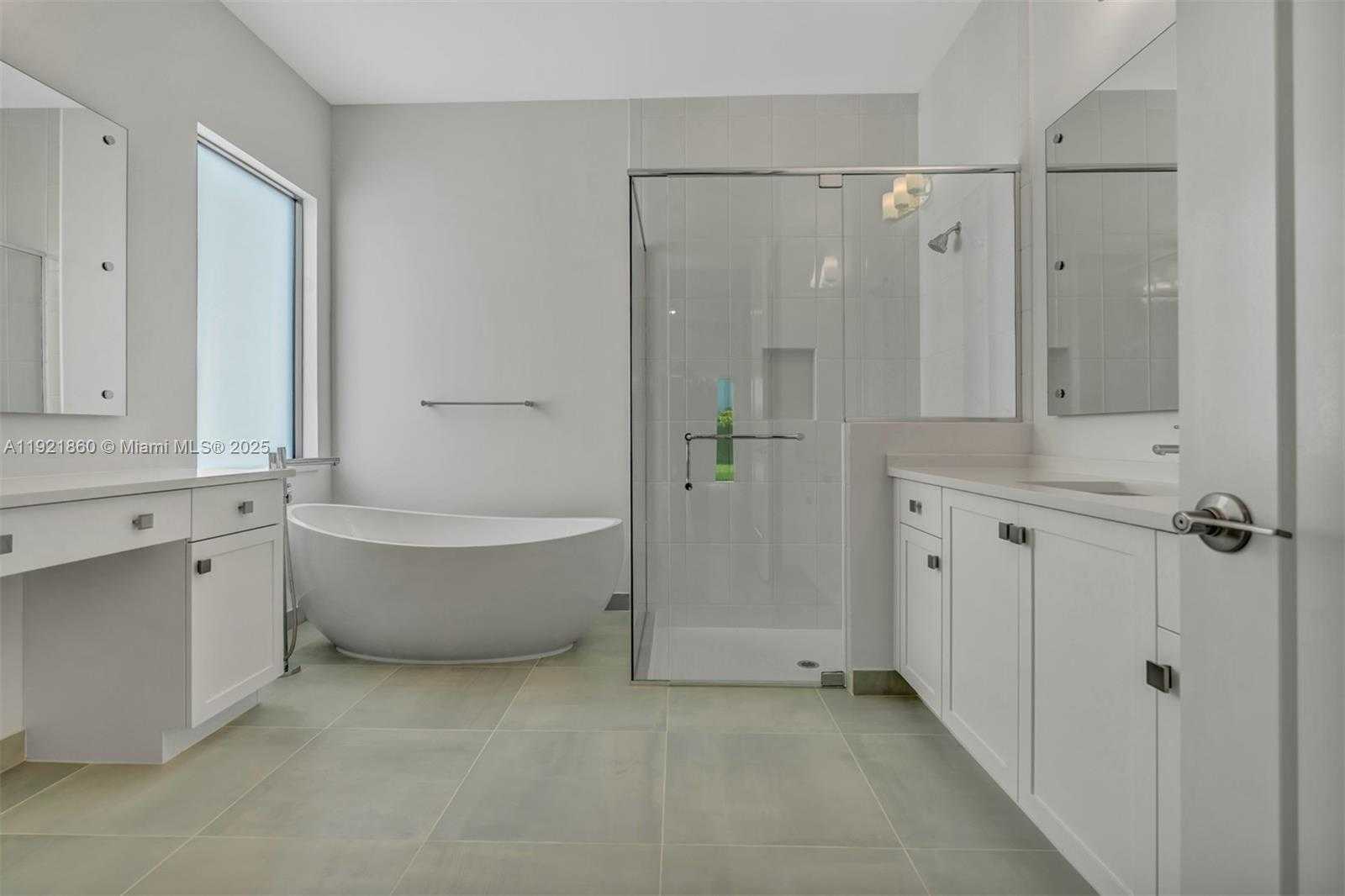 Small Image of 8286 FISHERS ISLAND WAY, Boca Raton Number 19