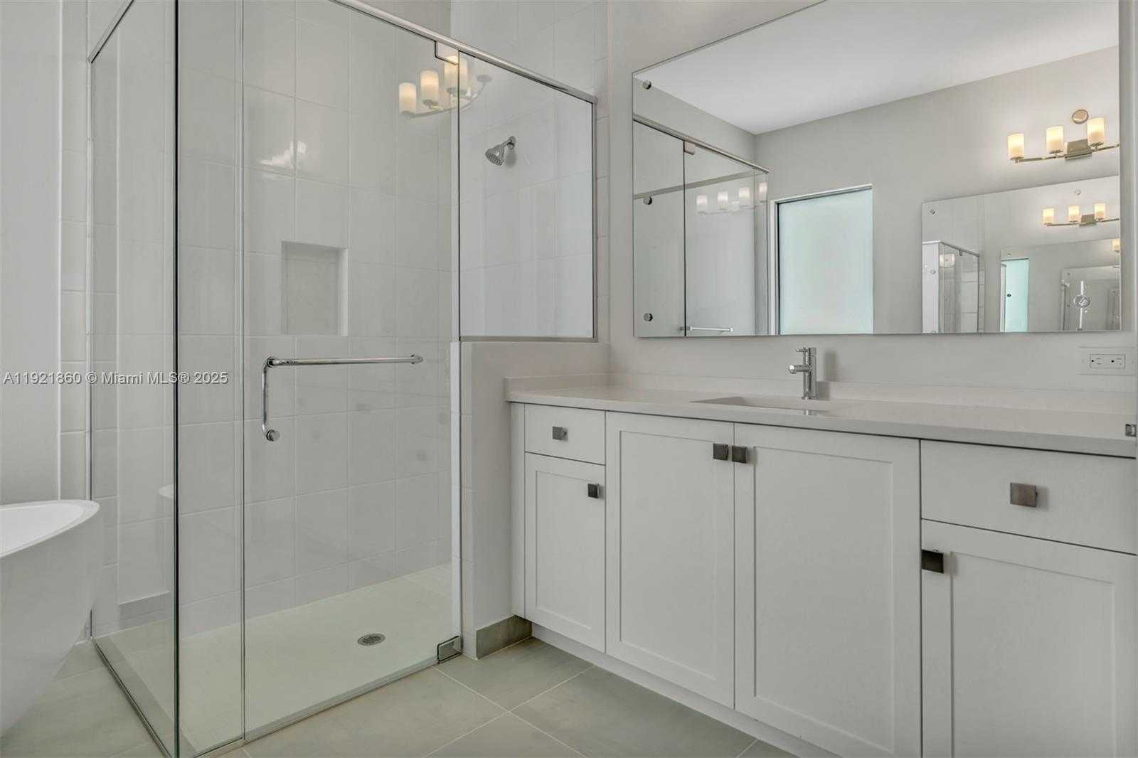 Small Image of 8286 FISHERS ISLAND WAY, Boca Raton Number 22