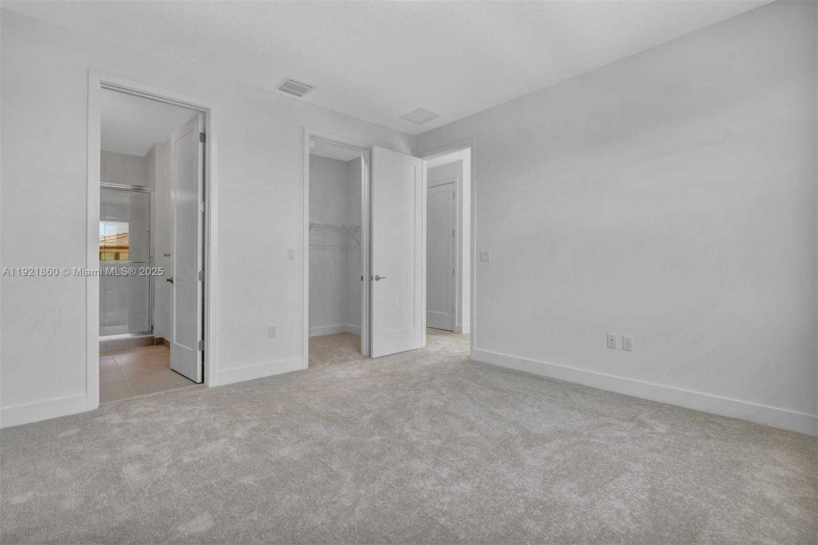 Small Image of 8286 FISHERS ISLAND WAY, Boca Raton Number 33