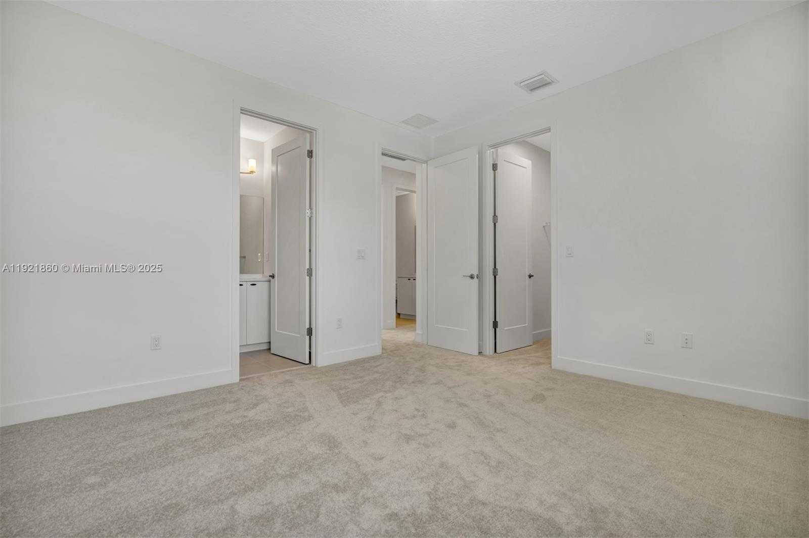 Small Image of 8286 FISHERS ISLAND WAY, Boca Raton Number 46