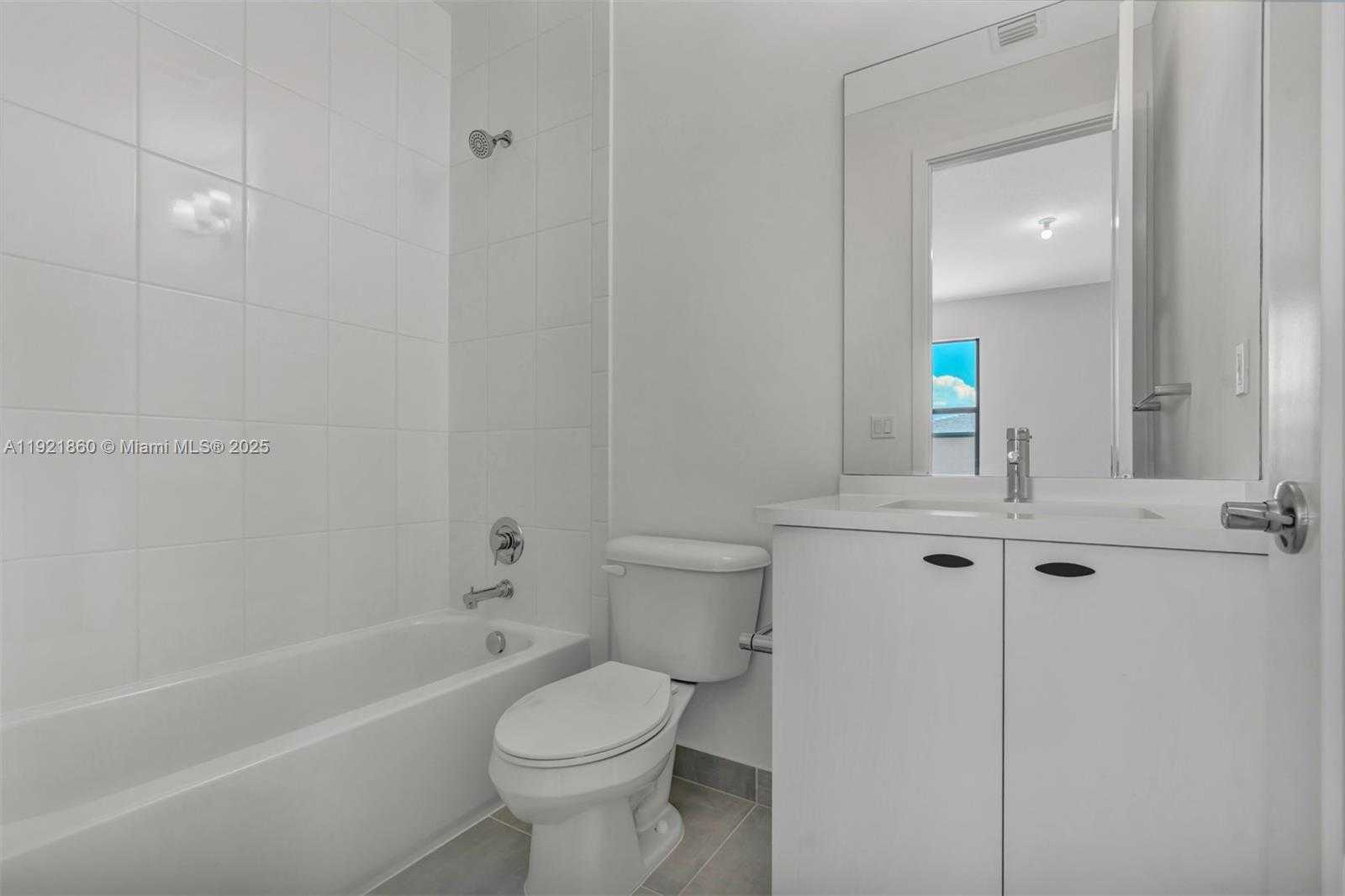 Small Image of 8286 FISHERS ISLAND WAY, Boca Raton Number 47