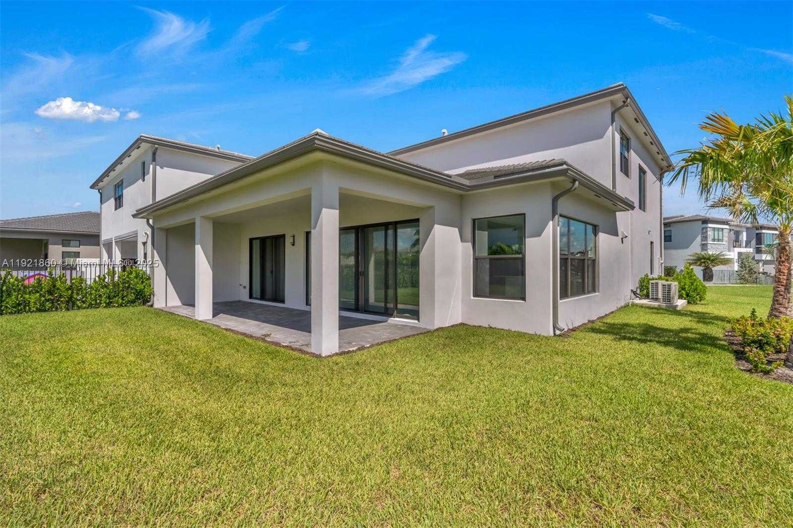 Small Image of 8286 FISHERS ISLAND WAY, Boca Raton Number 77